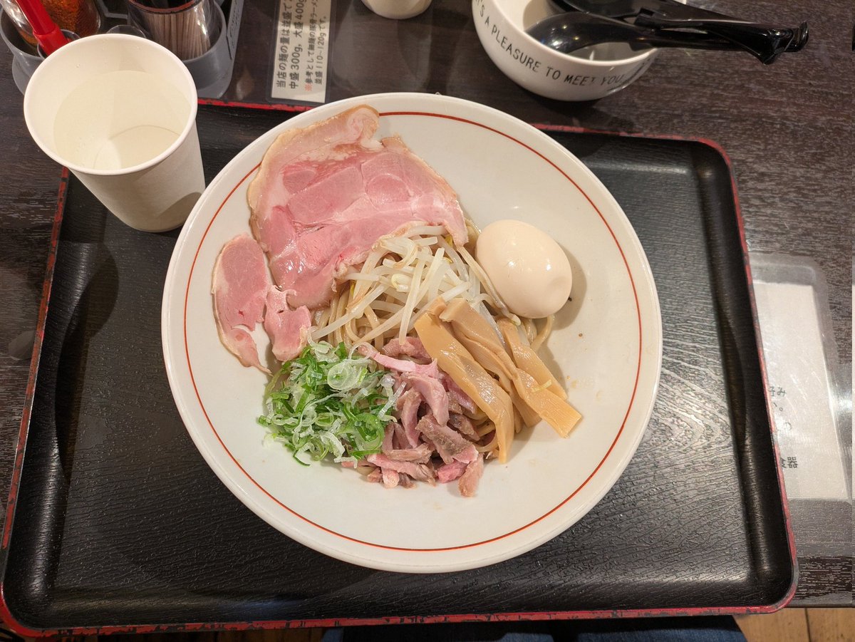ra_menyaninaru1's tweet photo. シェアして色々食べる為家族で #Quwaii さん訪問。
ラーメン・味玉ラーメン・味玉油そば白・油そば魚介・特製極ラーメン・つけ麺・小ライスを注文。
痛恨の写真撮影忘れ・保存失敗で油そば2種だけ📸
もう全部美味しいけど特に刺さった極と油そば魚介はまた食べる。後客の親方さんとお会いできた。 https://t.co/BYJVZonKQR