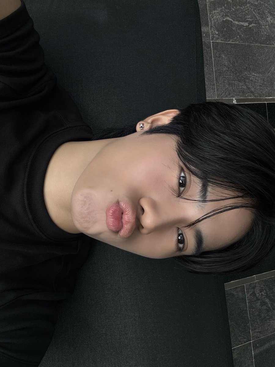 _ohmsarit's tweet photo. คิดถึงง

#OhmSarit https://t.co/RnGGxNesyY