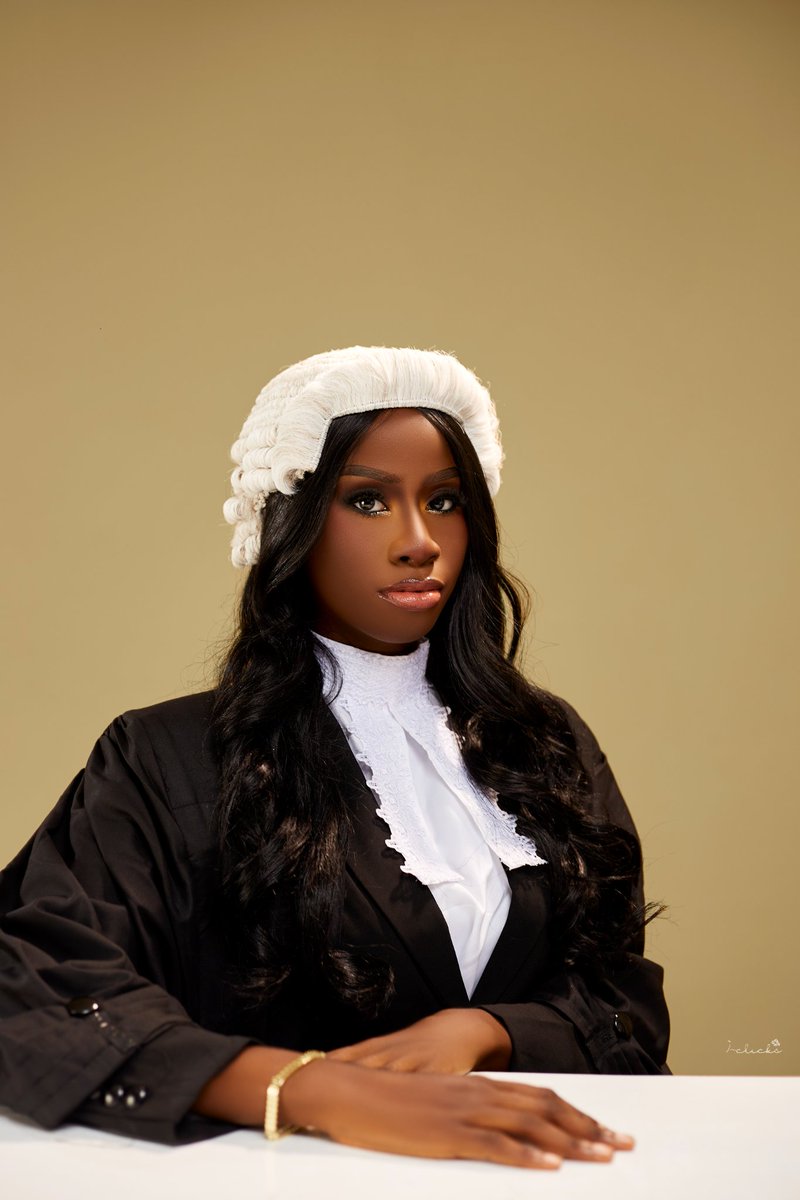 vantslxt's tweet photo. Because it pleases the Lord, I have been called to the Nigerian Bar today. I give glory to God for his infinite mercies and his grace for seeing me through this tedious journey. https://t.co/UGKMjKPzqY