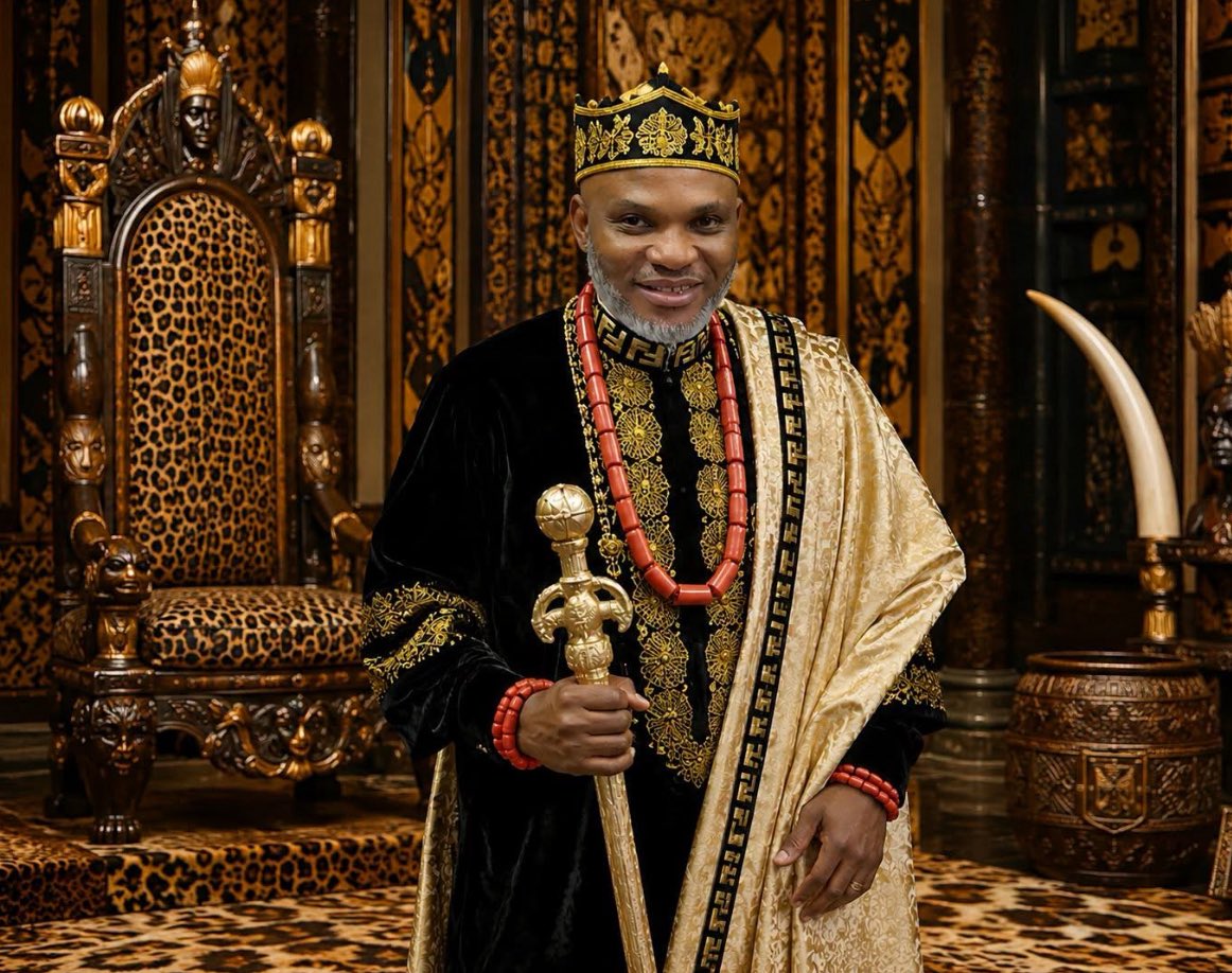 sergyrose's tweet photo. GOD FORBID BAD THING

If Mazi Nnamdi Kanu (MNK) were to compromise today, who in the entire South East would still be worthy of following?

Think about that question carefully before you answer. This is not about emotions or blind loyalty it’s about leadership, conviction https://t.co/gazjHxyOHK