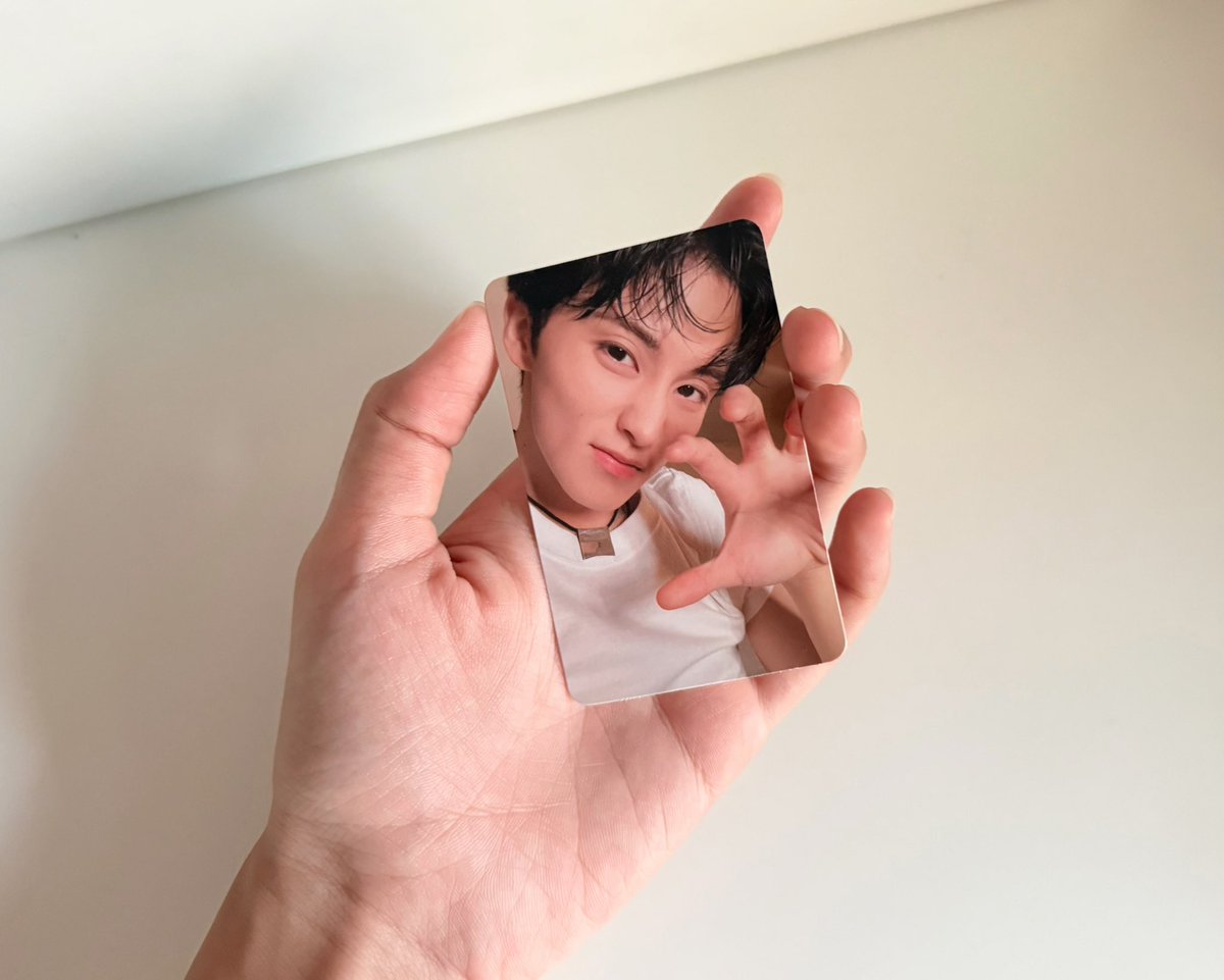 mmdnlee's tweet photo. everyone look at this (👀)🌈🧘🏻‍♀️👩🏻‍❤️‍💋‍👩🏼* https://t.co/kSOfC7tMyN