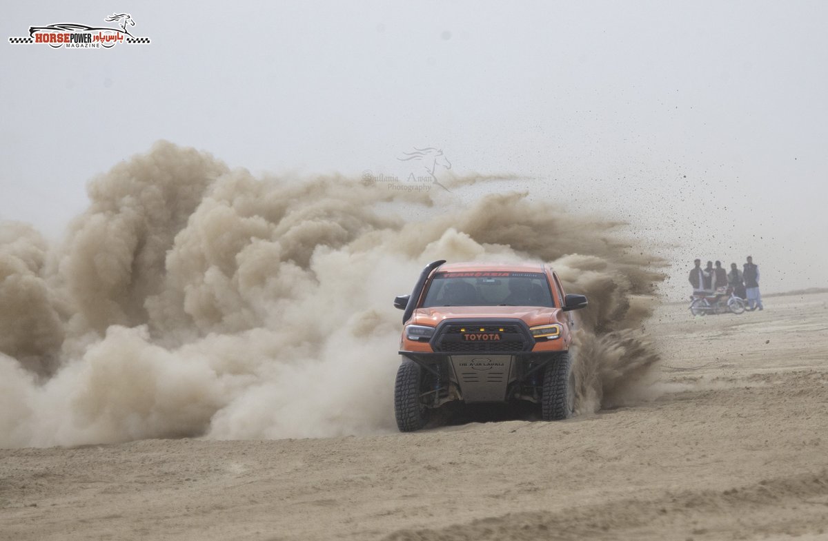 HorsePower_Pak's tweet photo. Racer at Jhal Magsi Desert Challange 2025 Qualifying Round.
.
.
.
#Pakistan 🇵🇰 #offroad #Motorsport #JhalMagsiDesertChallenge #jhalmagsirally #racing #HorsePowerMagazine #urdu #desert #rally #worldwide #foryoupageシ #rallylife #offroadracing
#desertrally #Adventure #teamsultan https://t.co/vpJpAY38YL