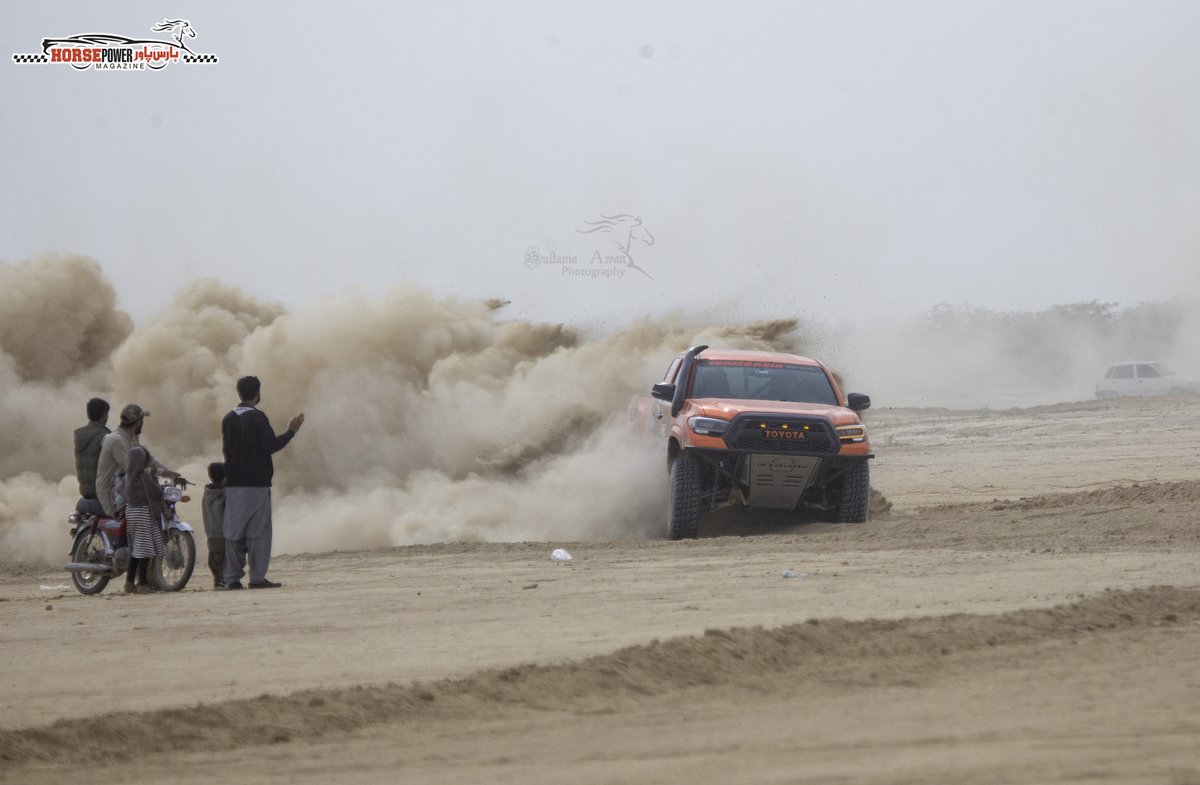 HorsePower_Pak's tweet photo. Racer at Jhal Magsi Desert Challange 2025 Qualifying Round.
.
.
.
#Pakistan 🇵🇰 #offroad #Motorsport #JhalMagsiDesertChallenge #jhalmagsirally #racing #HorsePowerMagazine #urdu #desert #rally #worldwide #foryoupageシ #rallylife #offroadracing
#desertrally #Adventure #teamsultan https://t.co/vpJpAY38YL