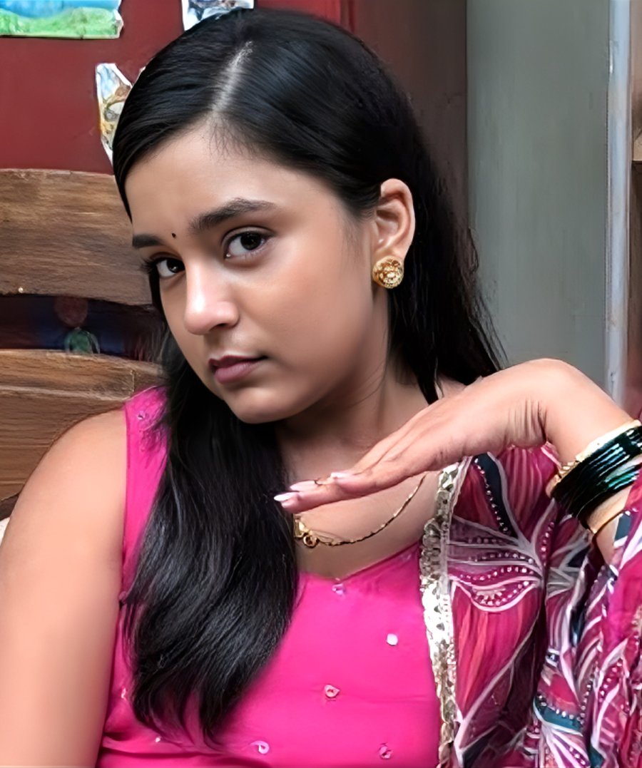 rakeshopg's tweet photo. Cutest ❤️✨

#SumbulTouqeerKhan https://t.co/sYJnTbc9wC