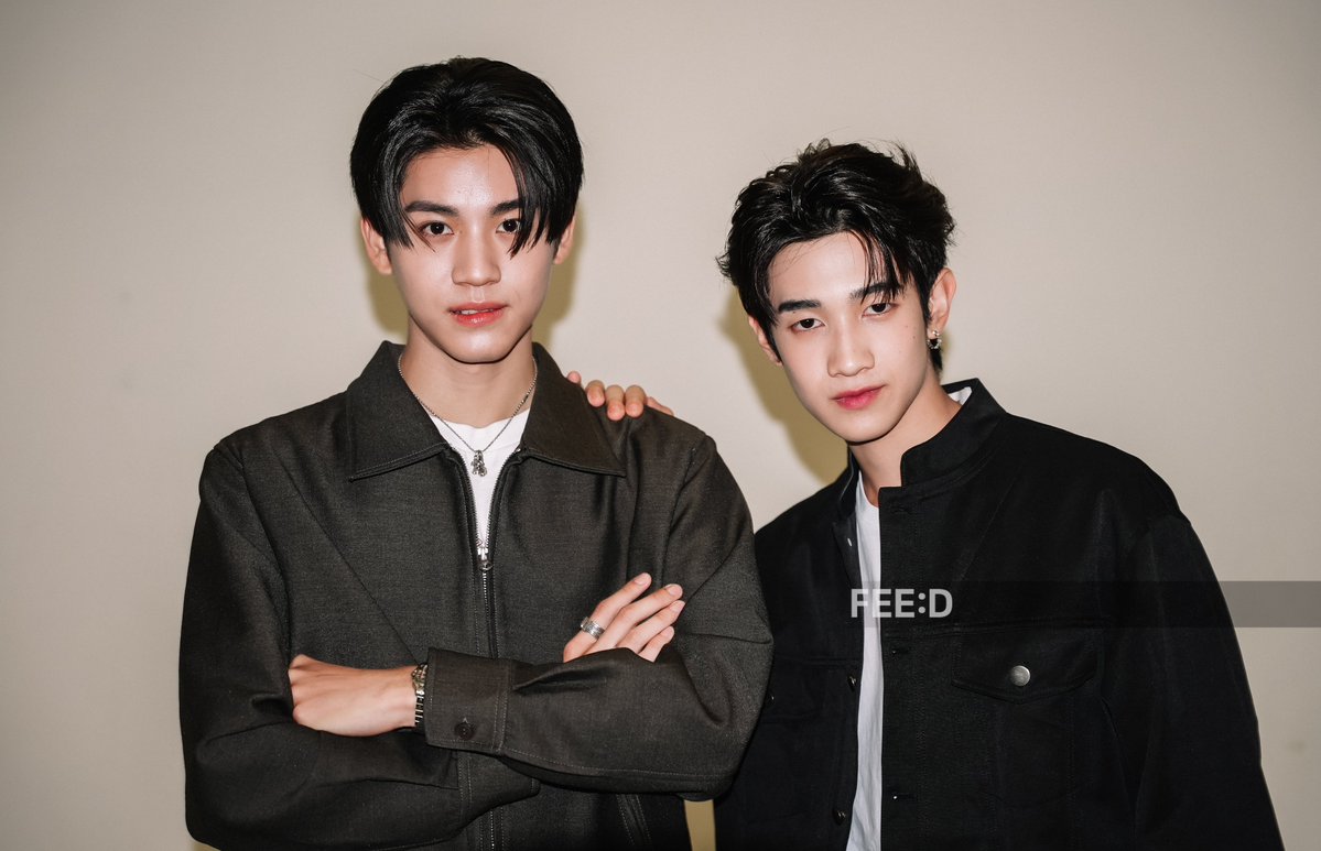 feed_4_future's tweet photo. กรอบความคิดในวัยที่โตขึ้นของสองนักแสดงหนุ่ม "แอลม่อน ภูมิสุวรรณ" และ "โปรเกรส ภาสวิชญ์" และผลงานเรื่องแรกกับบ้านหลังใหม่ GMMTV ในซีรีส์ "ต้นส้มอยู่บ้านเขา แต่ผลส้มหล่นมาบ้านเราตลอดเลย (When Oranges Fall)"
.
แฟนๆ สามารถติดตามสัมภาษณ์ของ "แอลม่อน-โปรเกรส" พรุ่งนี้ (12 ก.ค. 69) เวลา 18.00 น. #.FEEDxAlmondProgress
.
ภาพทั้งหมด: https://t.co/w8nvG8bIeH
.
#แอลม่อนโปรเกรส
#AlmondProgress
#WhenOrangesFall