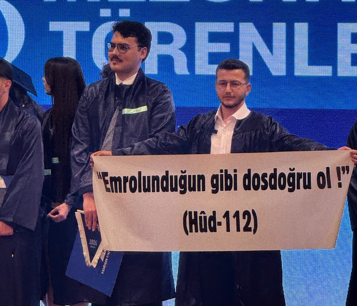 aliduysak34's tweet photo. #EmrolunduğuGibiDosdoğruOl https://t.co/khLhj1wz47