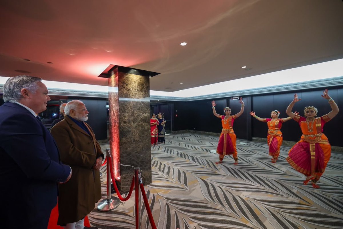 Narendra Modi tweet media