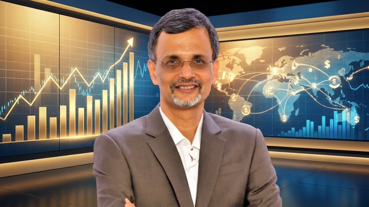 IndianTechGuide's tweet photo. 🚨 India now hosts 50% of the World's GCC which add 2% to GDP. https://t.co/39q140vS3D