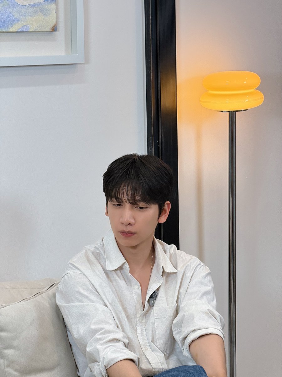 co_companion's tweet photo. [#컴컴직찍]

어른 남자의 >>무언가<<을 느껴...💘

#혁 #한상혁 #HYUK #HANSANGHYUK 
#유튜브 #차오룸 https://t.co/eg3wzLC8tQ