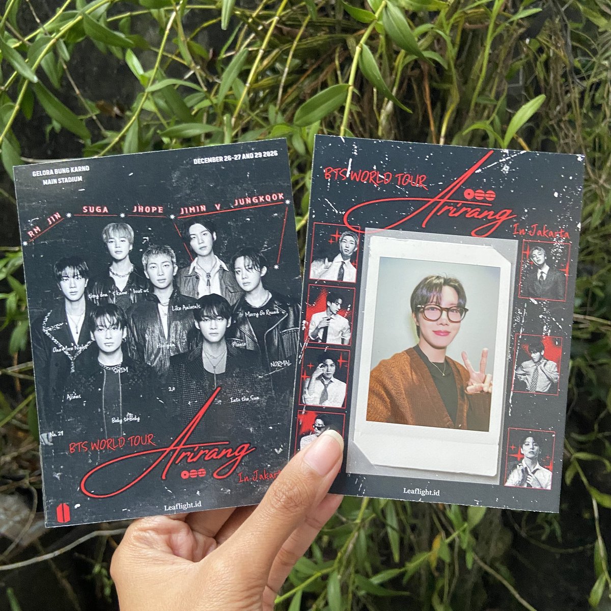 chanBbok_'s tweet photo. hallow army~
Kalau nanti kalian dateng sendiri dan mau difotoin pake polaroid di venue nanti, atau mau print foto dari hp juga boleh banget ya myy 💟 bisa langsung isi gformnya atau tanya tanya dulu via dm🤗

https://t.co/Oz8beMqCKT…

ini preview hasil cetak framenya~~ https://t.co/IZgTfvmSpy