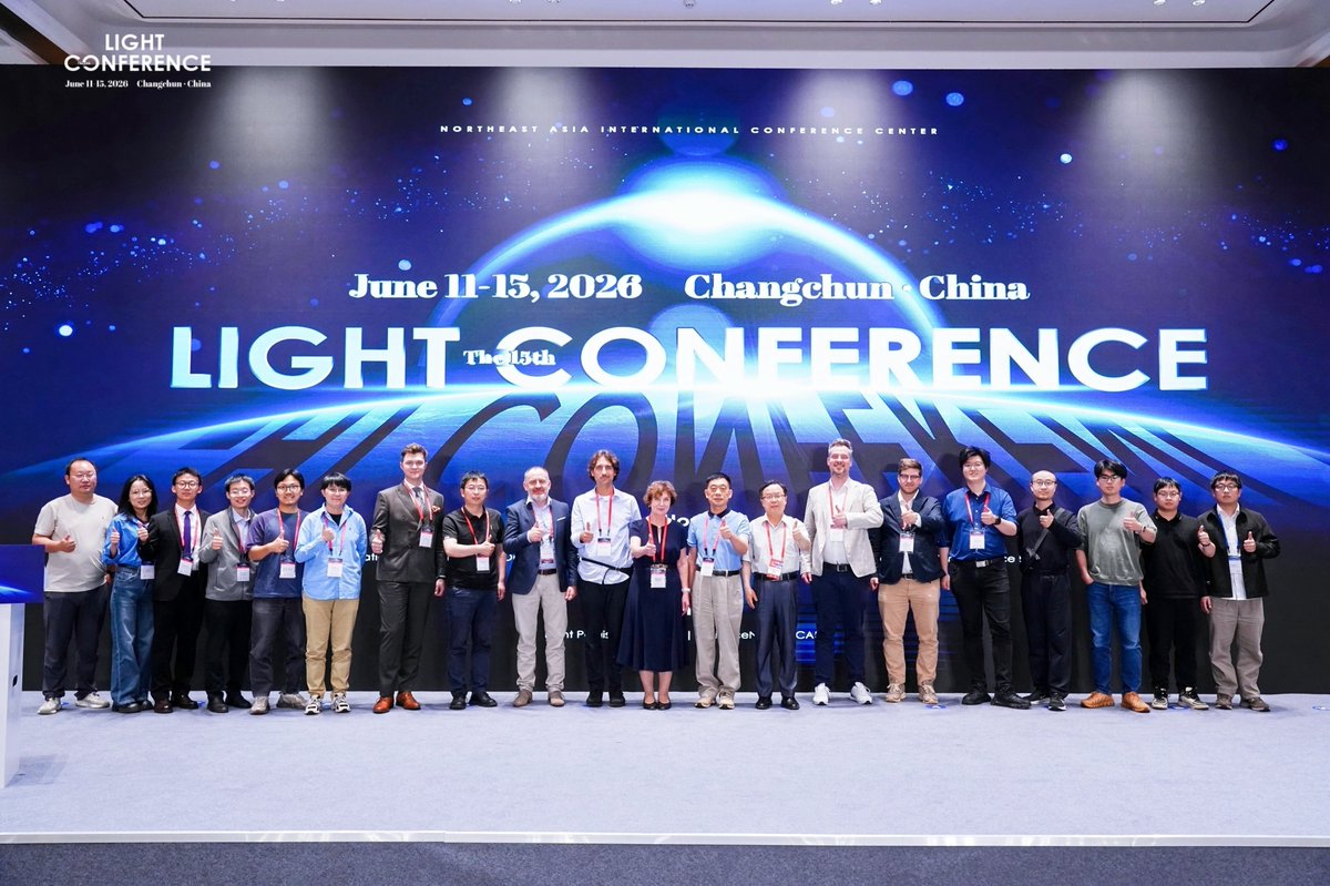 SCILab_NJUST's tweet photo. Light Conference 2026 just wrapped up!
We are honored to co-host the 1st Sino-Polish Photonics Forum with Profs. M. Kujawińska & M. Trusiak from WUT.
Congrats to Profs. C. Zuo & M. Trusiak on winning the @LightSciAppl Outstanding Reviewer Award! 🏆
#optics #NJUST #WUT #SCILab https://t.co/wdcUeddkvJ