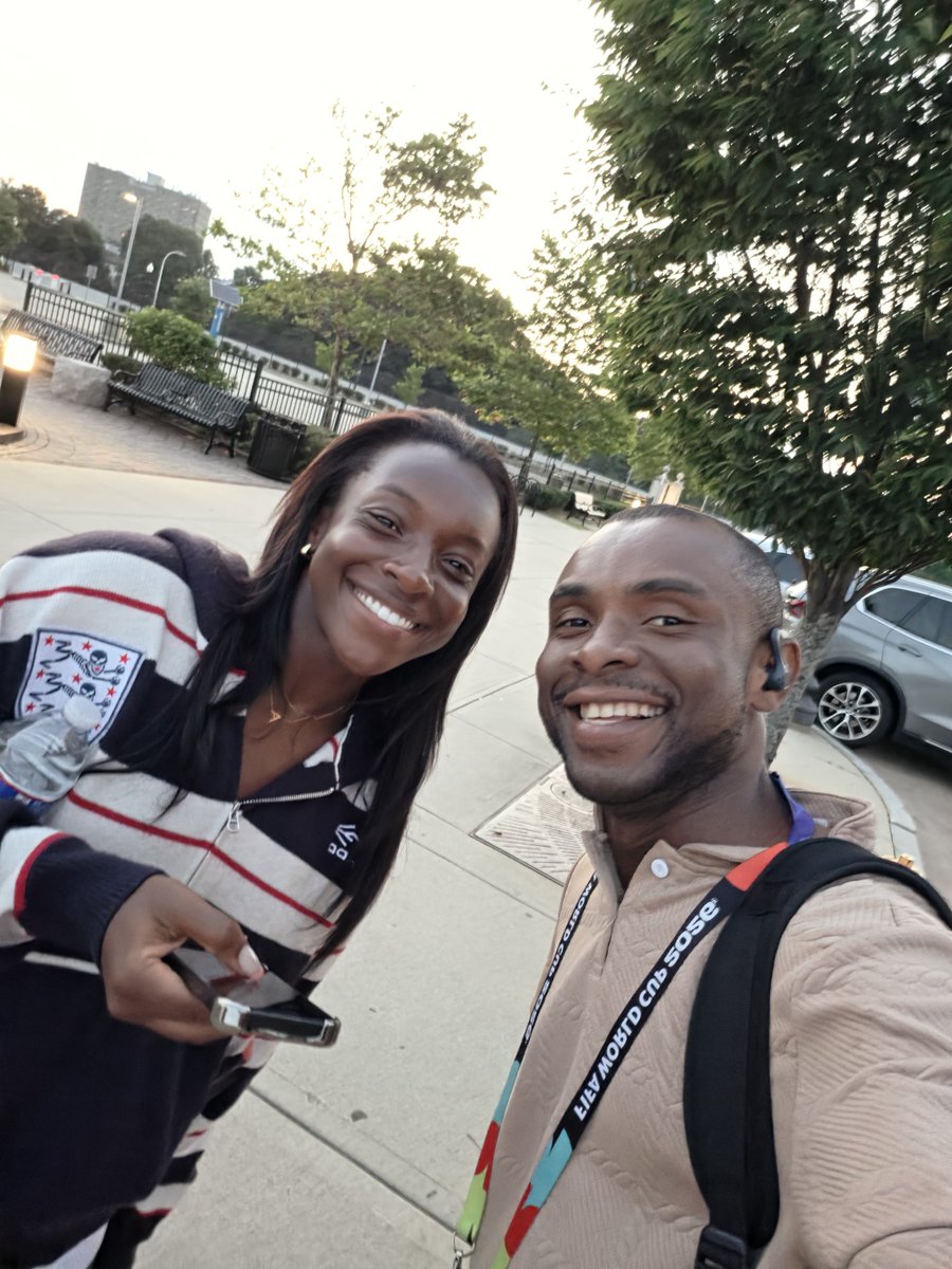 garyalsmith's tweet photo. Bumped into this star on a random street yesterday. 

🇳🇬 @alozieee is looking forward to the WAFCON in a couple weeks. https://t.co/94CGk6y1c7