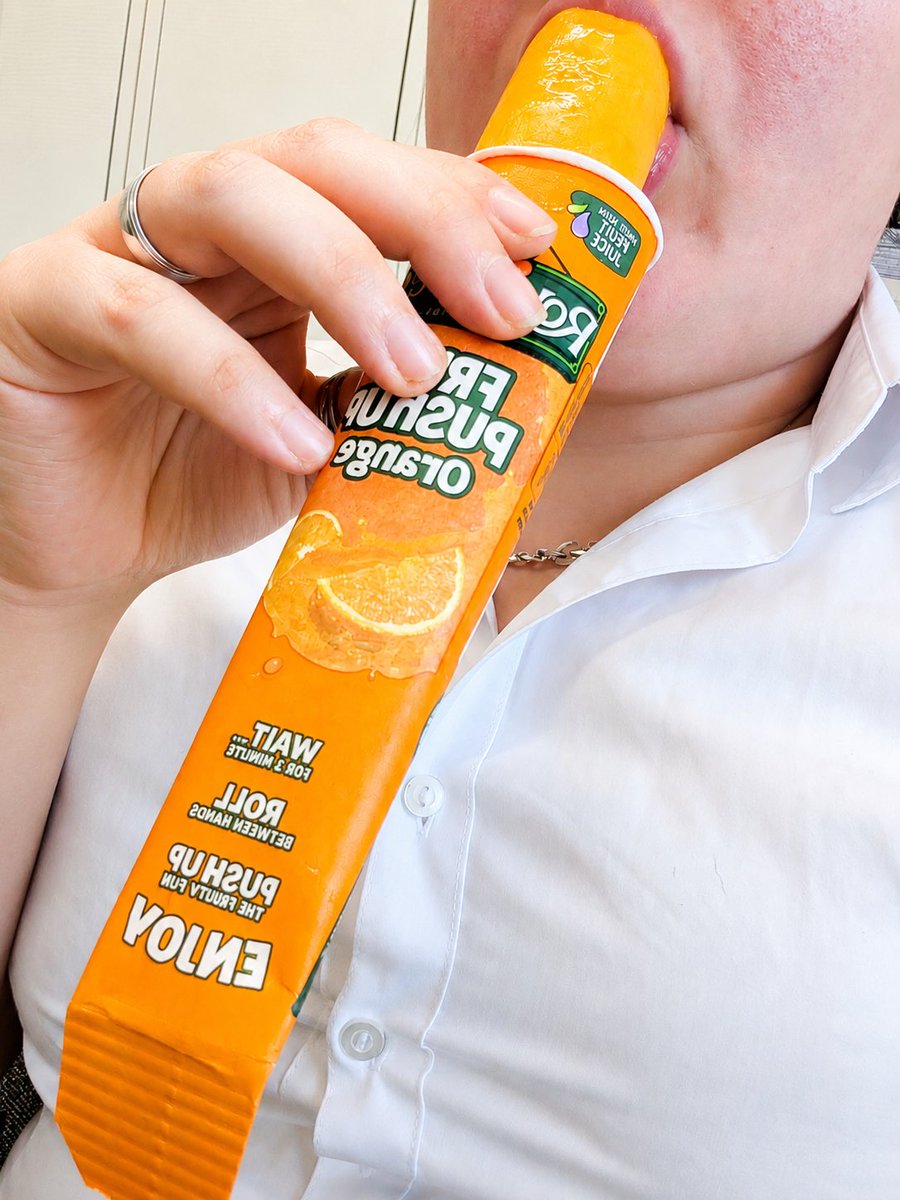 IslaRoseOffical's tweet photo. Orange ice lolly seemed like the only sensible choice today 🍊😂
Hope everyone's surviving the heat! ☀️ https://t.co/5ctw5Mij6M