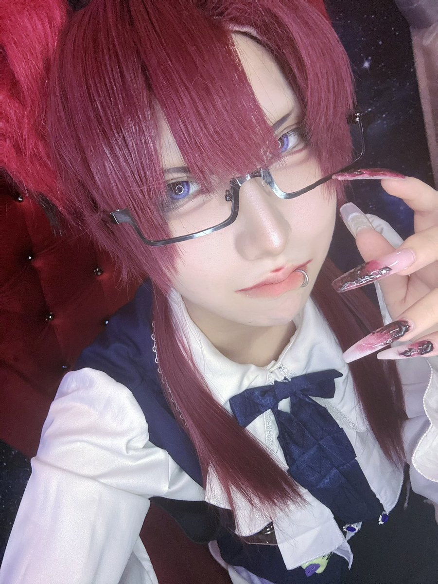 link_mike1207's tweet photo. 赤大集合

 #Reコネクト  #いいね返し  #自撮り界隈 https://t.co/698eayQuEl