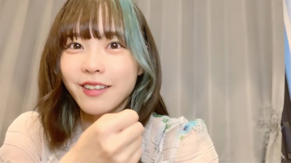 Tlick7's tweet photo. YouTube撮影等して帰宅後の配信は、ドゥームズデイ暫定一位お祝い配信な感じで、これからもチームもぶぴで色々やりたいと上機嫌で楽しかったし可愛かった☺️

やるからには結果出したいという性格が出て猛チャージするもぶぴに釣られて、皆で頑張る空気が蔓延してて楽しかった🥇
#もぶぴ 
#もぶぴキャス https://t.co/SP4iAeWqHj