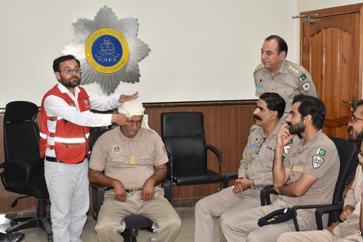 PRC_official's tweet photo. Following the recent Road Safety Awareness Session with @NHMPofficial , PRCS trained NHMP personnel in essential first aid skills, including CPR, choking response, bleeding control, fractures, burns, and casualty handling, turning collaboration into action.

#FirstAid #RoadSafety https://t.co/KqI5nPFcyq