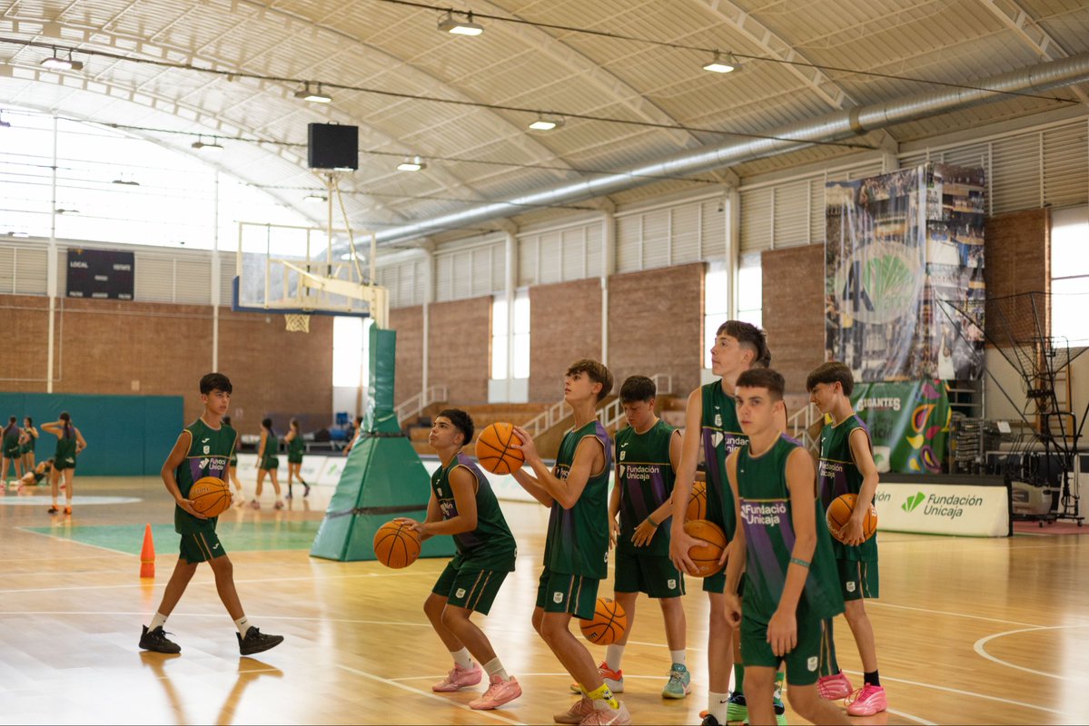 Campus Fundación Unicaja tweet media