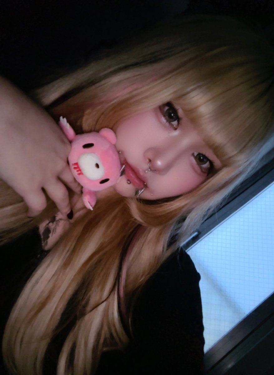 ju_a4242564's tweet photo. 7/10…魔界4周年イベント💋

20-lastでいてみゃす:( ;´ཫ`;):

 #コンカフェ嬢  #コンカフェキャスト    #ピアス  #ピアス好きな人と繋がりたい  #コンカフェ営業  #コンカフェ  #尼崎  #阪神尼崎 #魔界 https://t.co/zRKuWl6mnS