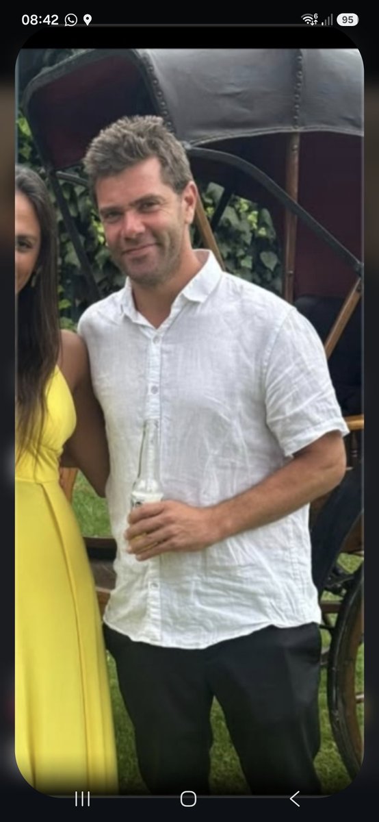 TitaRodriguez86's tweet photo. Compartan la foto de este engendr@!!! Este es el progenitor de Magnolia... @ChileTVN AYUDA LA MAMÁ DE MAGNOLIA ESTA DESESPERADA... https://t.co/q8Ao9VHO95
