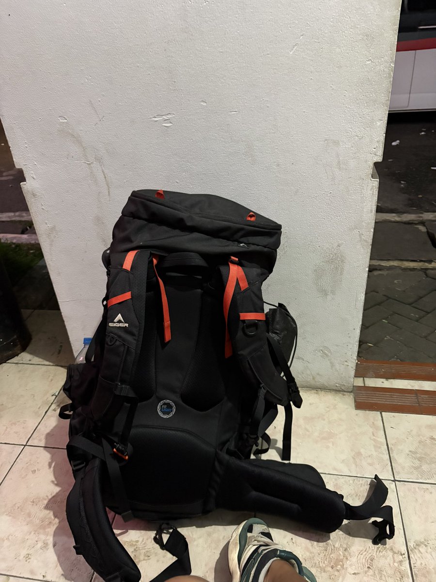 j0anela's tweet photo. #solotrip https://t.co/IB5GJ4i4Z5