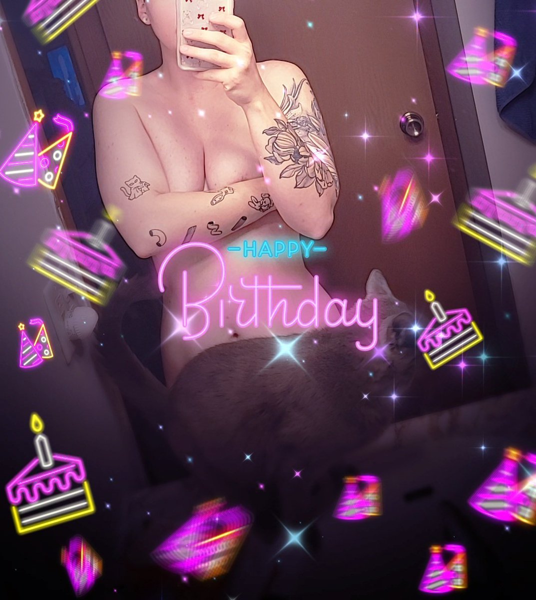 LisButSlippery's tweet photo. Its my birthday https://t.co/2DLq1O0EOy