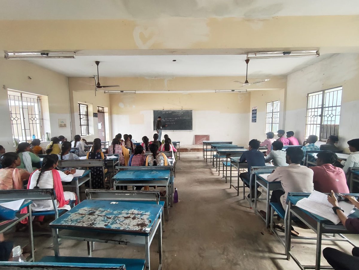 mpnmjec's tweet photo. 09.07.2026 mpnmjec 
Name :Nagaraj M
Subject: time and work ,ages
Department:cse 3rd year https://t.co/x0JHEQVKrx