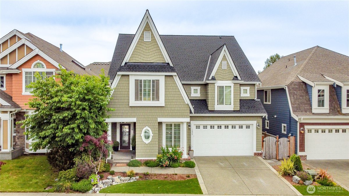 zulvd's tweet photo. 1829 SE 8th Place, Renton, WA, 98057
5 bed | 3.5 bath 3540 Sq. Ft.
Active | 1175000
https://t.co/dxpawMks5P
New Roof! Welcome to Heritage Garden Estate in the coveted cul-de-sac community of Historic Renton Hill. Offering over 3,500 sq ft of beautifully designed living space,... https://t.co/i5JRJ5NMh2