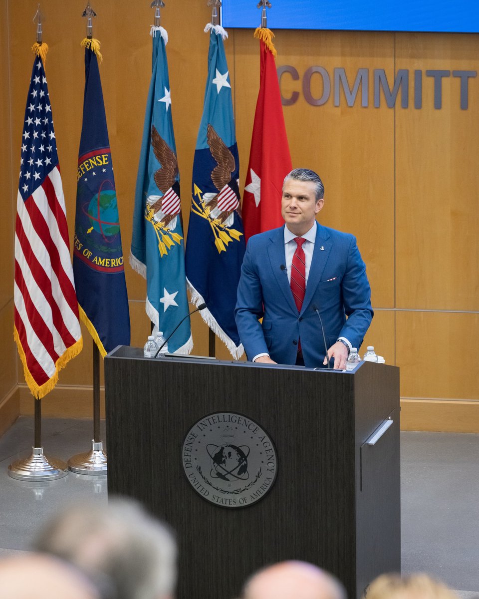 SecWar's tweet photo. Yesterday, I visited the Defense Intelligence Agency.

These warriors provide the intelligence that keeps our force informed, prepared, and ready to fight—and win. https://t.co/dUg1PEFavf