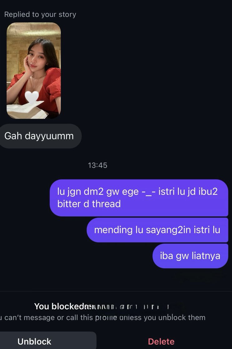 Nanarahmandp's tweet photo. Bener kan kataku, pasti ibu ibu yg julitin kak amanda itu orang yg gabahagia hidupnya, dan terbukti ternyata suami si ibu dokter erha itu suka banget dm kak amanda zahra😅

Jujur plot twist nya melebihi film, ternyata ini toh alasannya sebenci itu sampe ngomongin yang engga-engga di ruang publik🤏🏻