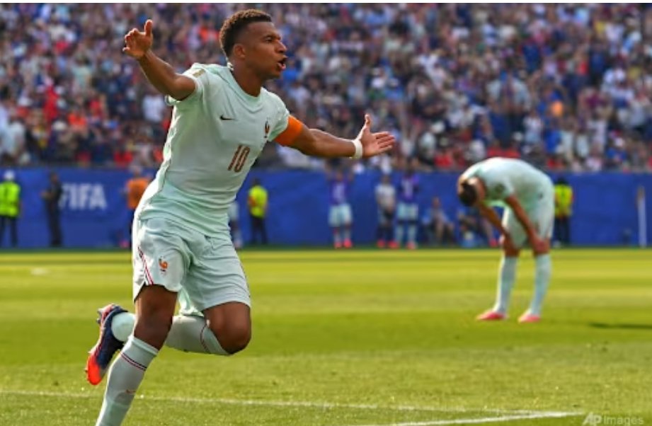 NewscatsOrg's tweet photo. Blue Ambition: France Outclasses Morocco 2–0 to March Into a Third Straight World Cup Semifinal: https://t.co/gMYzI6t5Di https://t.co/LcX688qvDL