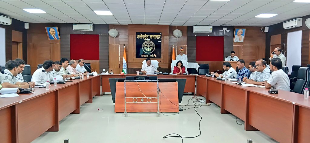 DM Amethi tweet media
