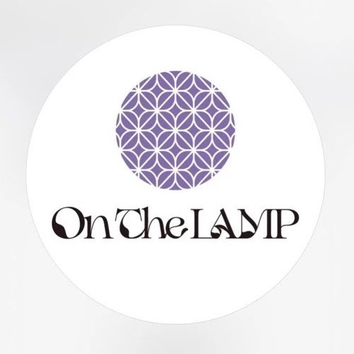 ernsecret's tweet photo. on the LAMP フォントがグラスに傾けた時のワインの溜まりみたいな部分がちょあ💜 https://t.co/an9HhMTorG