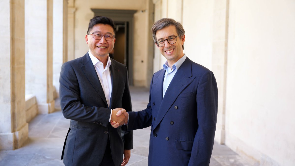 DZerroudi's tweet photo. 🎓 @sciencespo accélère fort avec 3 annonces majeures

1️⃣ Un nouveau double diplôme avec @Columbia sur l’action climatique

2️⃣ Un nouveau double Bachelor avec @ESCP_bs en politique, économie et management

3️⃣ Un nouveau Master sur l’intelligence informationnelle https://t.co/kww34yGIcV
