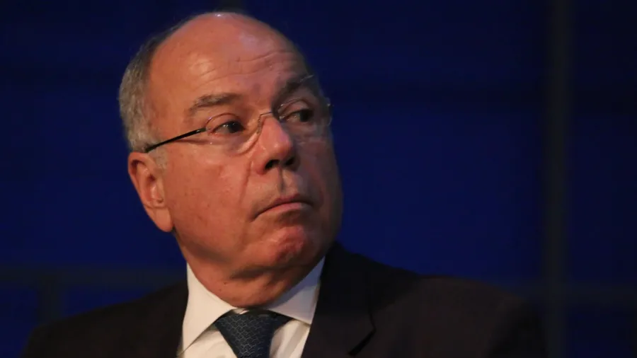 josefucs's tweet photo. O aparelhamento do Itamaraty e a falácia da 'intervenção militar' dos EUA

Ao afirmar que a classificação do PCC e do CV como grupos terroristas envolveria o risco de uma "intervenção militar" americana no Brasil, sem evidências para amparar sua declaração, o Itamaraty mostrou que perdeu de vez o pudor de se colocar como um "puxadinho" do PT.

A nova coluna que produzi para o @UOL.
https://t.co/r77yyNG6NC