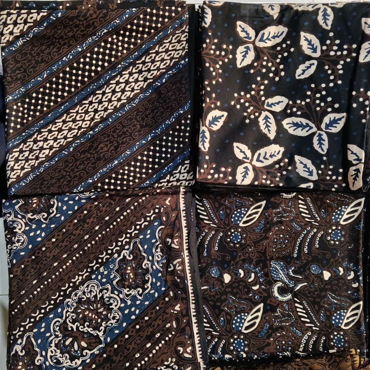 mfarihin19's tweet photo. Sarung Batik Lar Gurda
Seri Kesikan
Harga Rp 280.000
Minat https://t.co/7G6enDqEus https://t.co/yhBR96Qb89