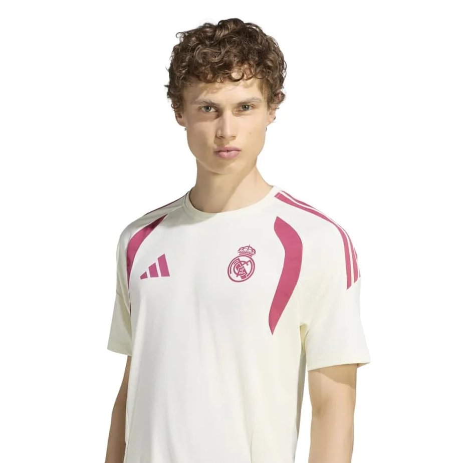 maarcserrano_'s tweet photo. Me compro la camiseta de entrenamiento:

Como me queda // Como quiero que me quede https://t.co/PPsyCzMCws