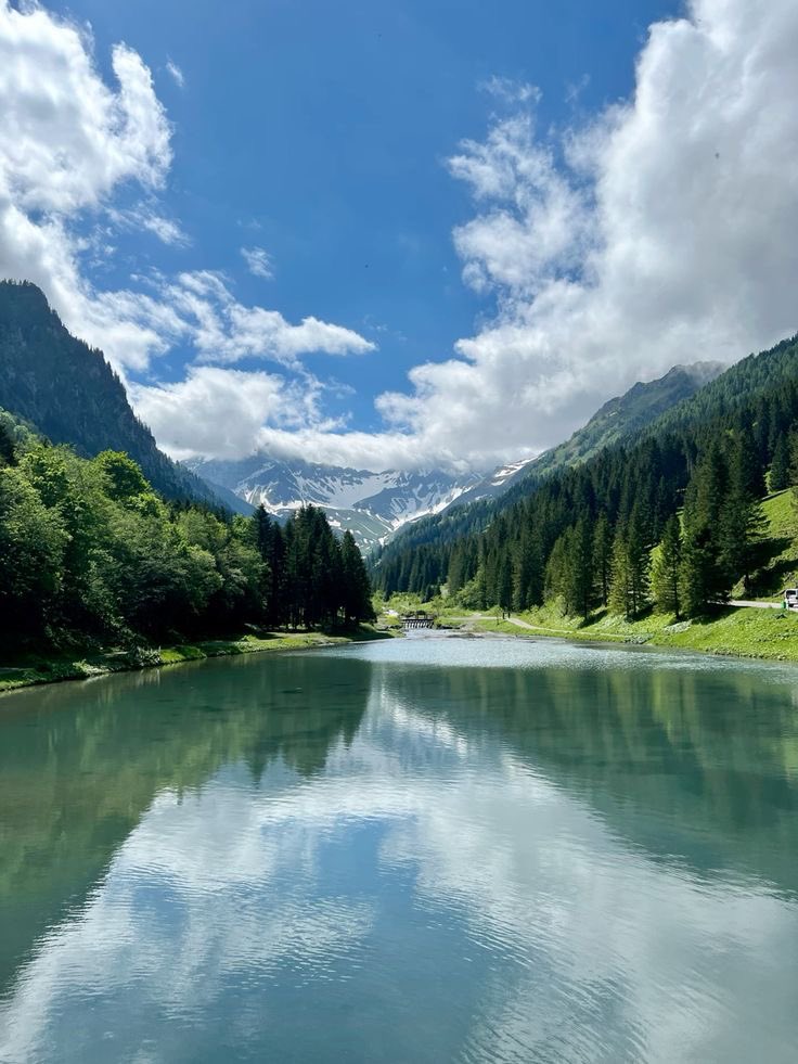 AtlasArchiwe's tweet photo. a fairytale country you can travel across from end to end in just half a day;
📍Liechtenstein 🇱🇮 https://t.co/e8lgyEdGqj