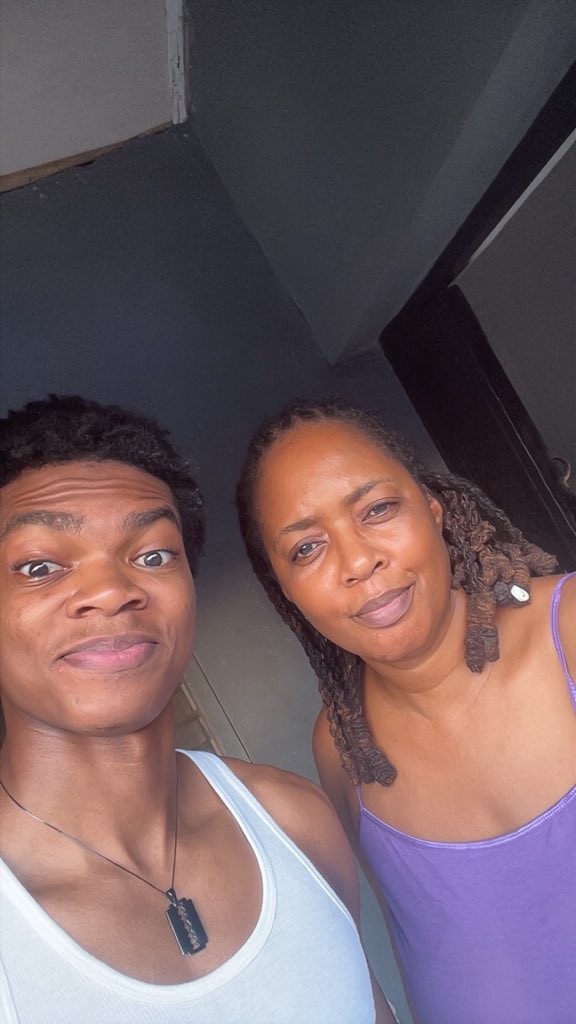 EhisOjeks's tweet photo. my favourite selfies🥹 https://t.co/qmdI1GaXtE