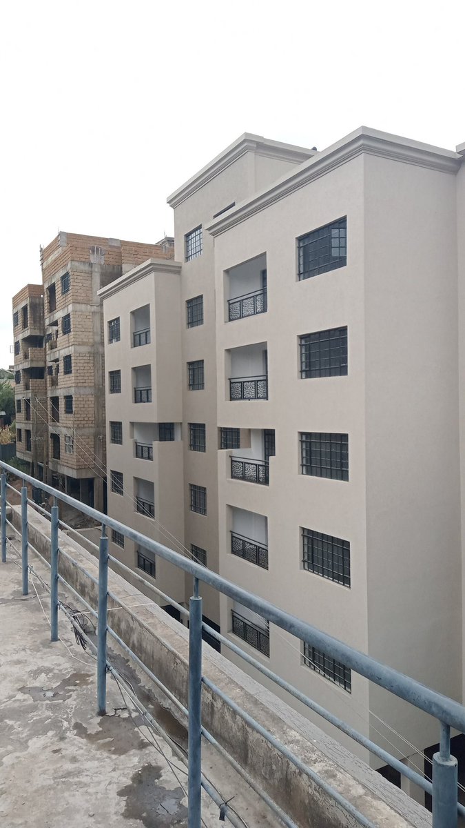 KiptenaiTom's tweet photo. Some random photos. Nice buildings coming along in my neighborhood. Guys, what's Infront of you? Share those pictures.
#PictureFriday
#RandomPhotos https://t.co/gvBJ9TUImW