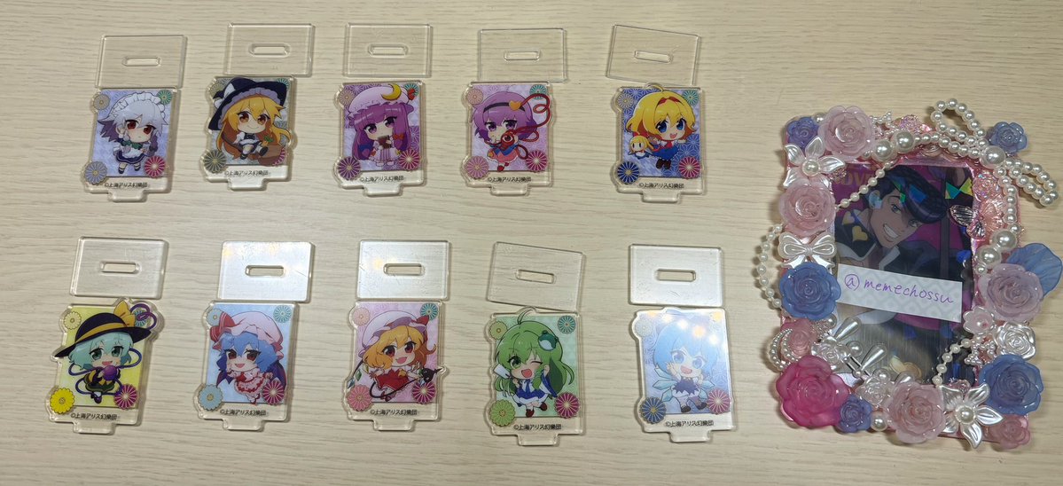 memechossu's tweet photo. 【交換】東方Project トレーディングアクリルミニスタンド 東方

譲：咲夜、魔理沙、パチュリー、さとり、アリス、こいし、レミリア、フラン、早苗、チルノ
求：同種霊夢

郵送での交換です。FF外様、検索からも大歓迎です。
よろしくお願い致します。 https://t.co/tHAiJB1ohf