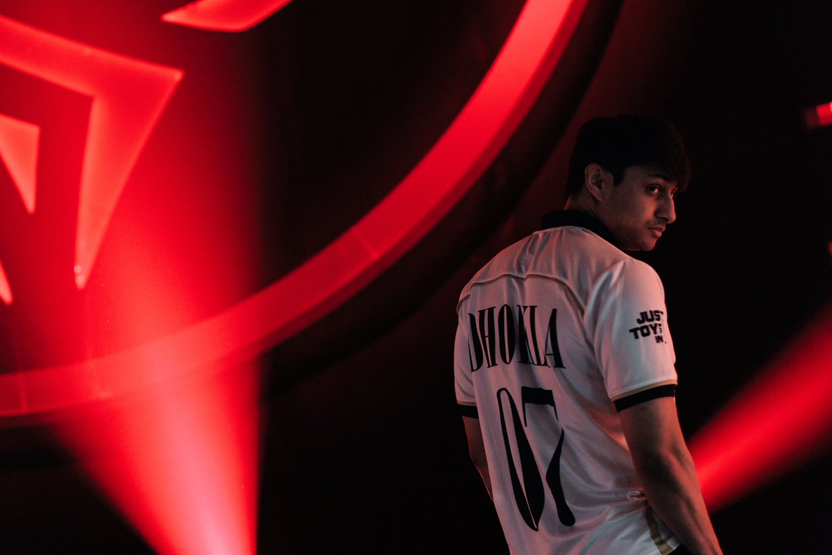 lolesports's tweet photo. Aura. https://t.co/0kK4WCBzPQ