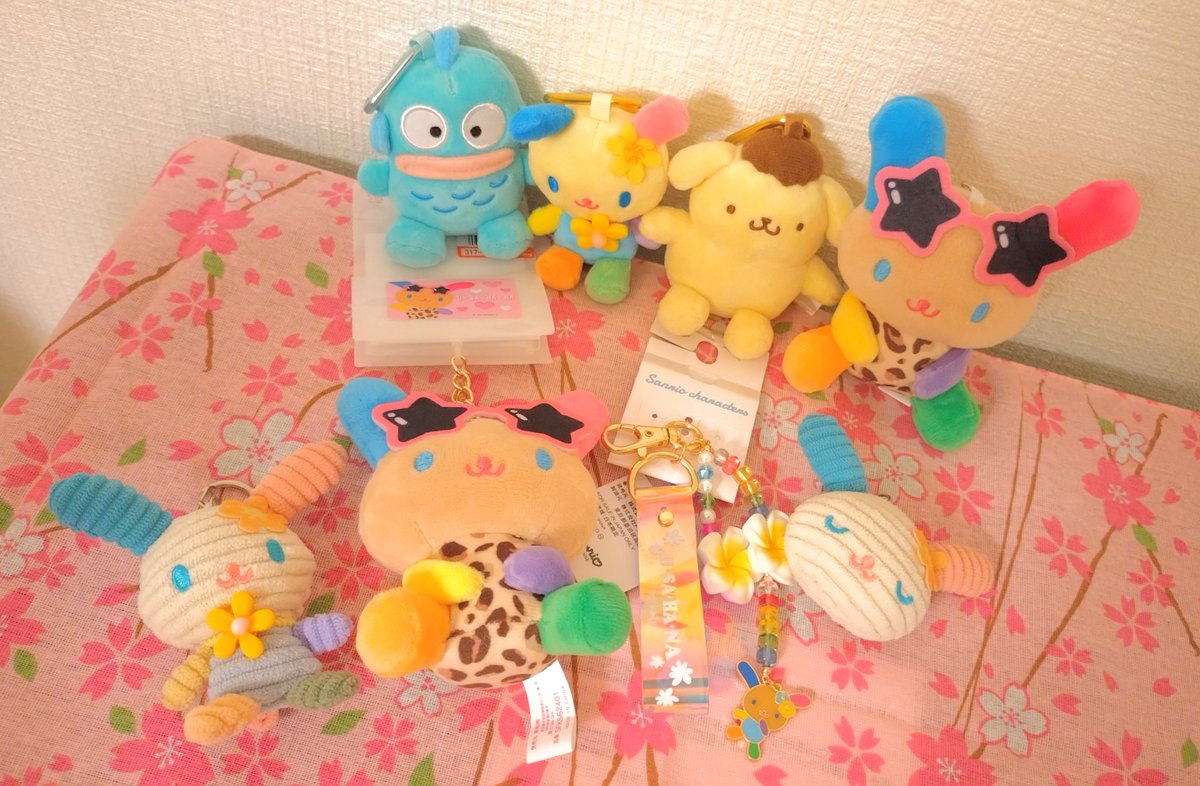 ウサハナちゃんの日焼けマスコットが可愛かったので双子ちゃんにしま