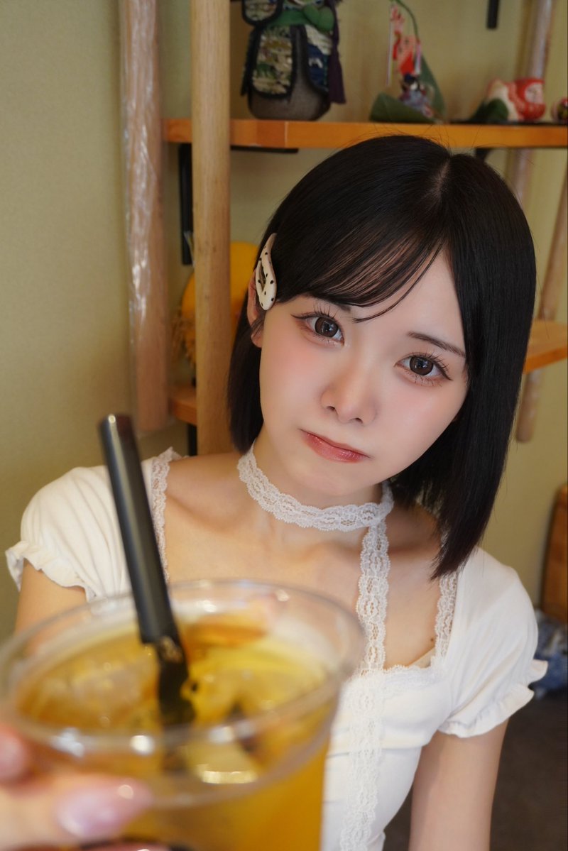 yuhane_official's tweet photo. 水分補給するんだぞ https://t.co/XW7U2PIcAq
