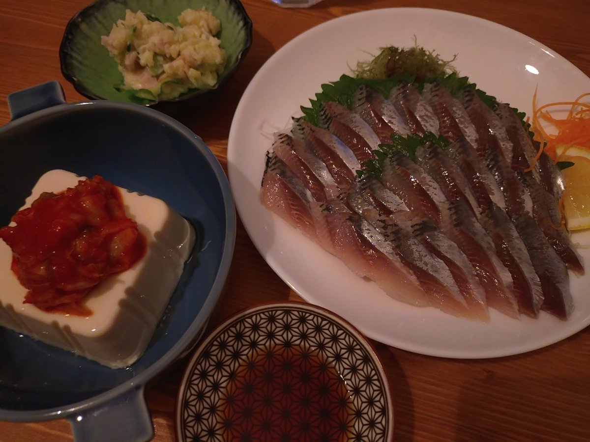twtwvwvw's tweet photo. 今日のつまみ https://t.co/vCZs5NLfjW