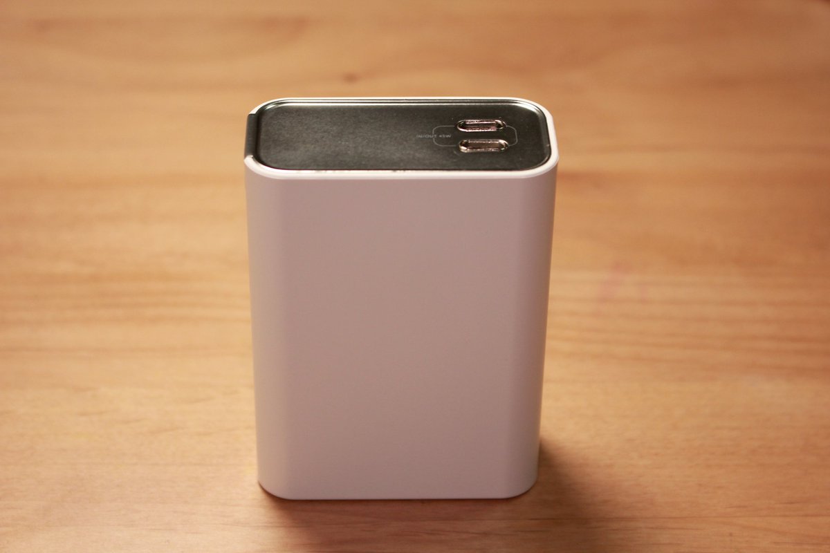 CPH2651's tweet photo. プライムデーでMATECHのPowerCube 20000 45Wを買ったけどめちゃめちゃ満足。同じく50%オフのPowerSlim 10000も欲しくなってきた https://t.co/EvdKqIHs3A