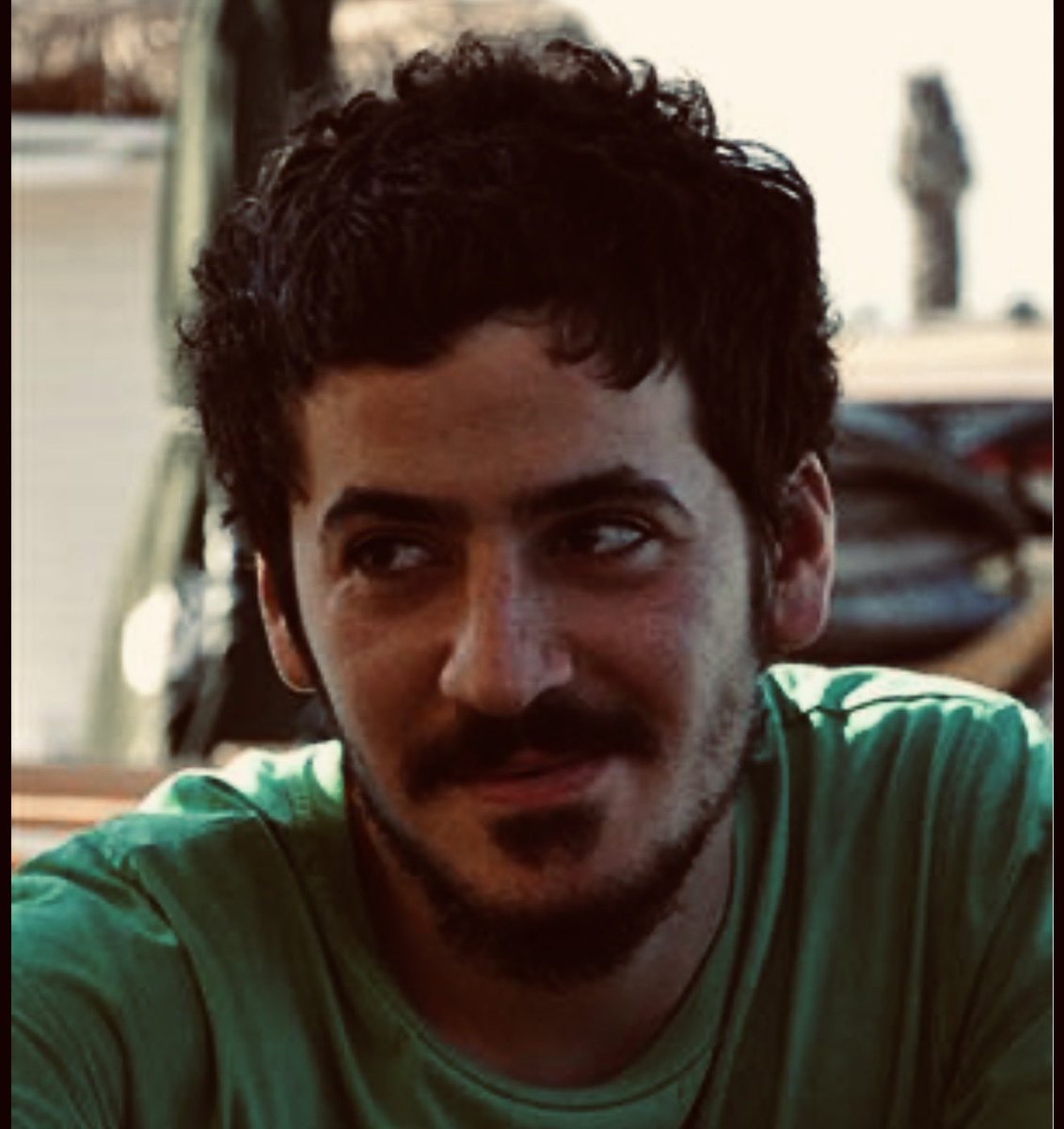 avelcinozge's tweet photo. Gülüşleri fotoğraflarda kalmasın, düşleri yarım bırakılmasın diye tüm çabamız.. 
Daha özgür, adil, eşit bir dünya için mücadelemizi her geçen gün büyütüyoruz.. 

Seni unutmadık #AliİsmailKorkmaz https://t.co/otUKaoKerv