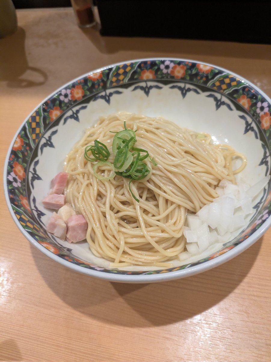 ractosist's tweet photo. 場所当てられたらハワイ旅行

…のプラン代わりに考えます https://t.co/GUs9ruCqB6