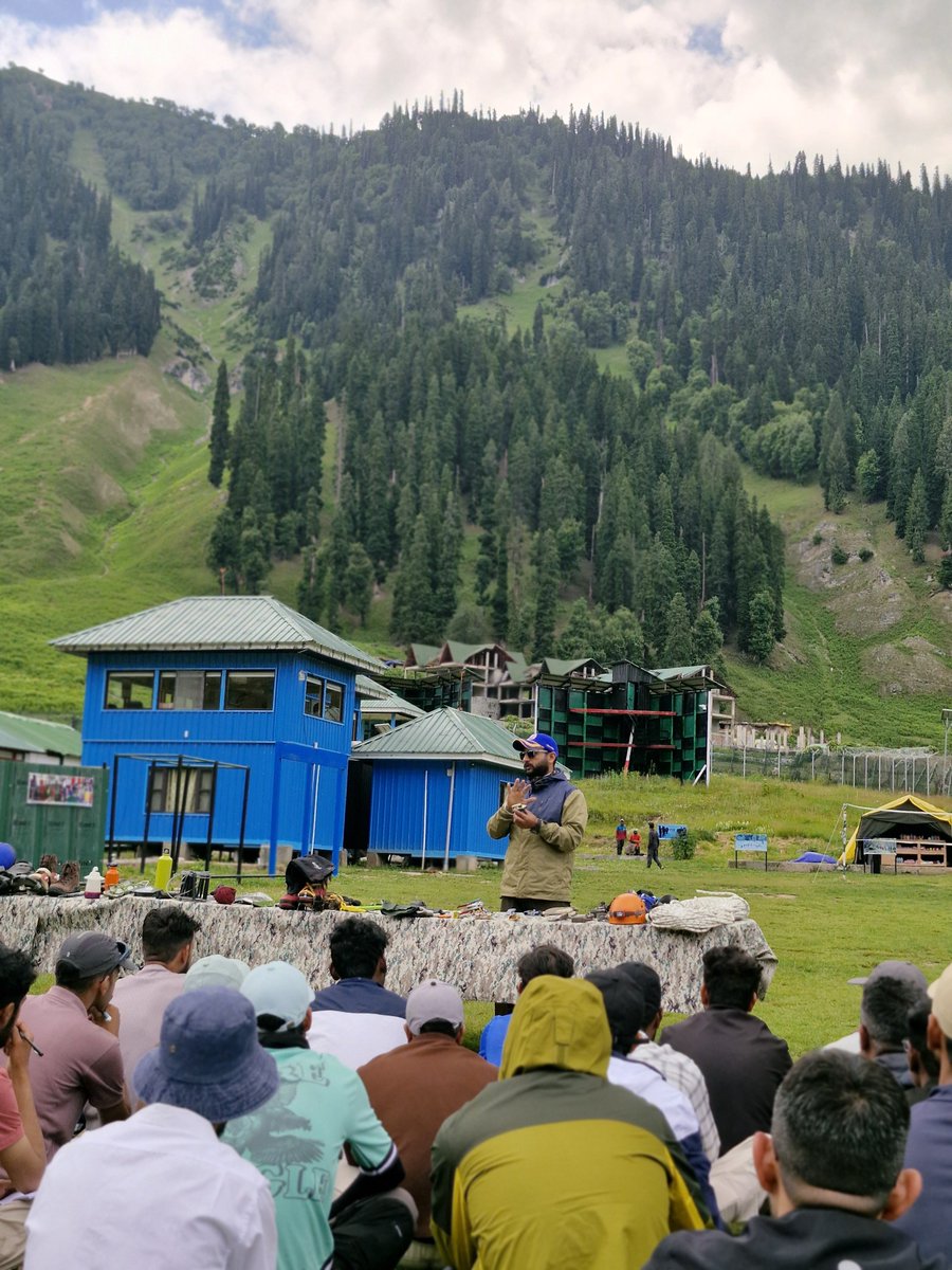 jimwsofficial's tweet photo. Basic #Mountaineering Course BMC-157 at JIM & WS, Pahalgam, is underway. Trainees are honing essential mountaineering skills including rock climbing, rappelling, river crossing, knots & hitches building confidence, resilience, and teamwork for the mountains.
#JIMWS https://t.co/ODrlRNdvZi