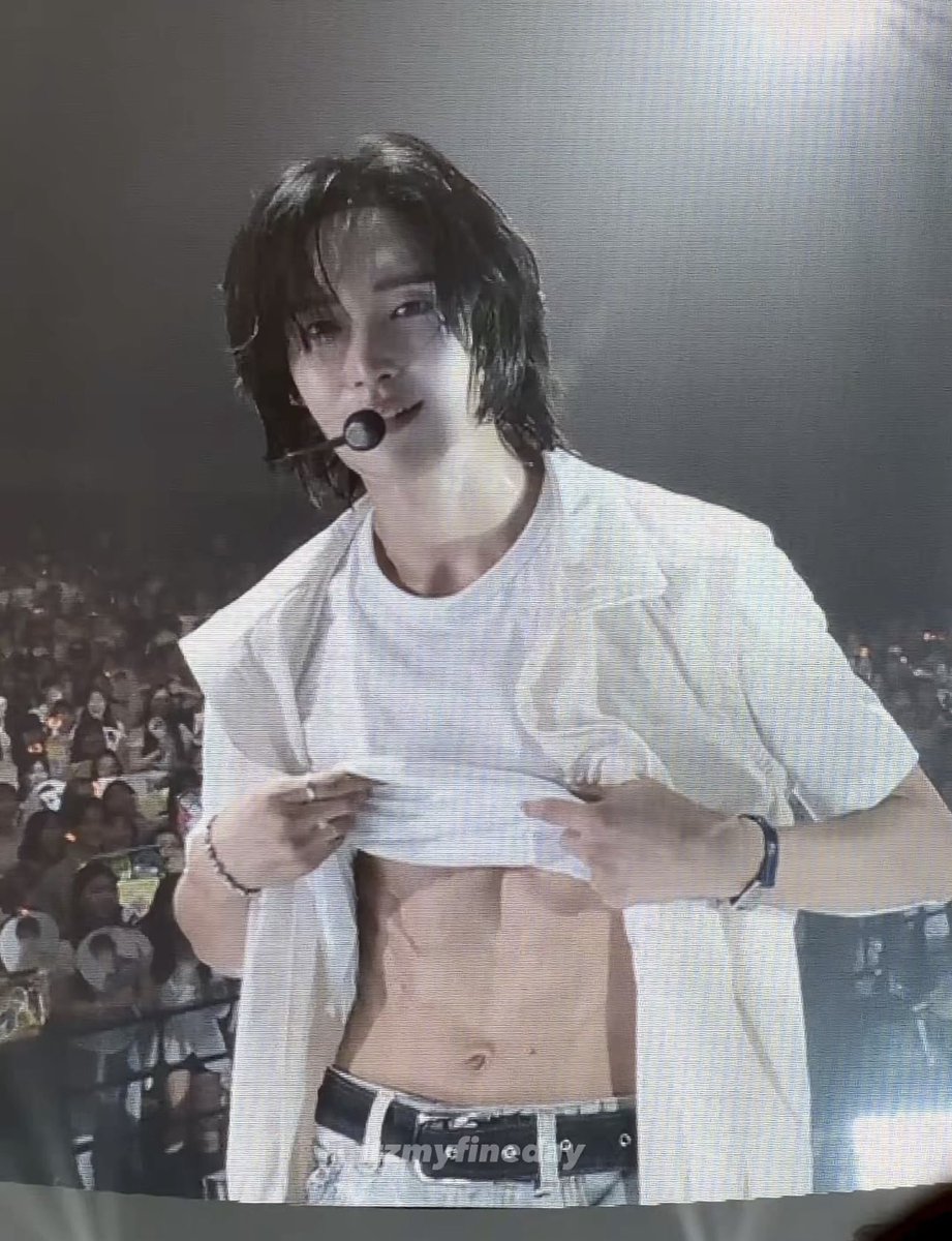 piproys_'s tweet photo. เมะขายแบ๊ว เคะโชว์ซิกแพค https://t.co/7JPKVQUN5E
