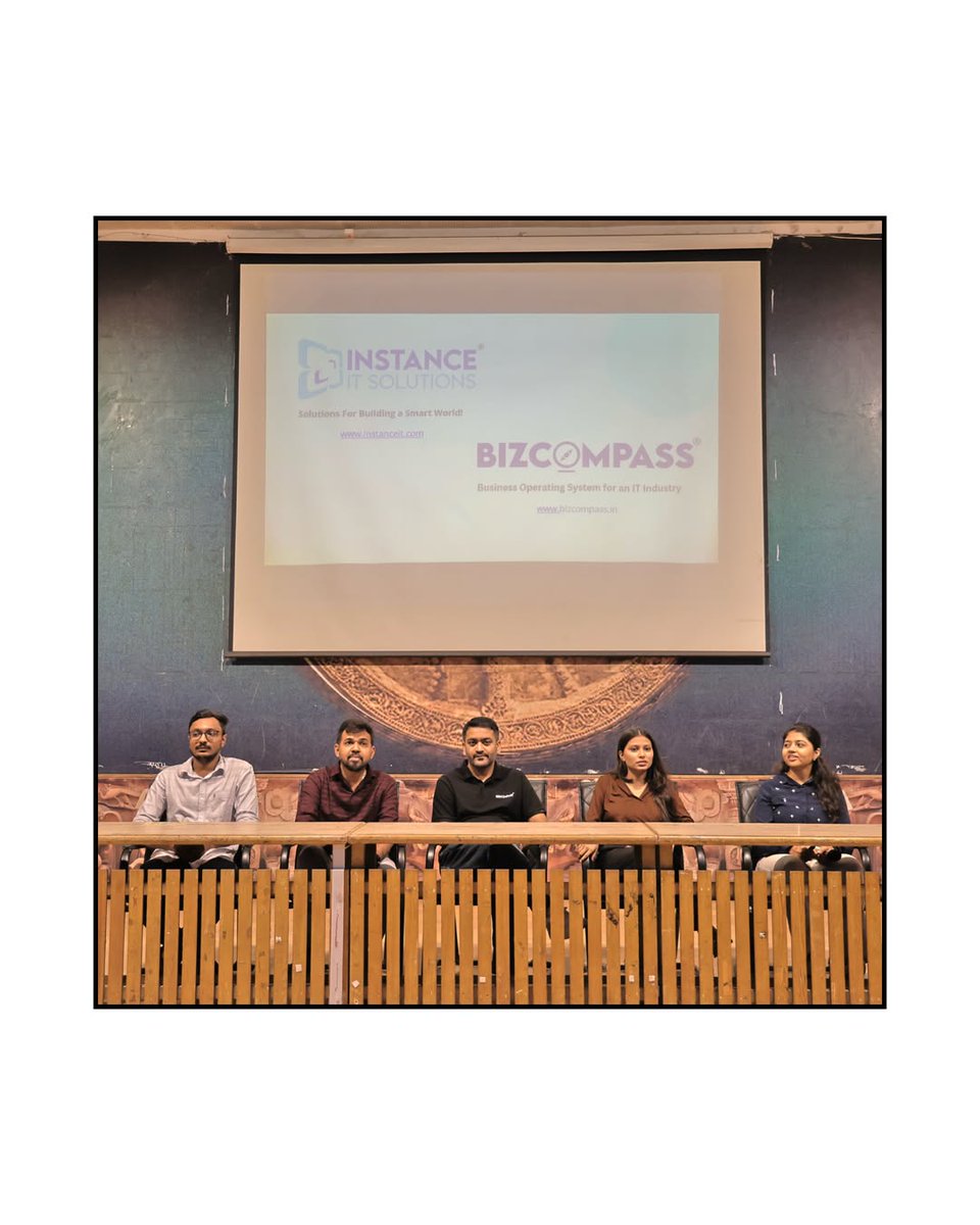 InstanceIt's tweet photo. Building careers. Creating opportunities. 🚀
From pre-placement talks to technical interviews and assessments, it was an inspiring day connecting with talented students. We appreciate the enthusiasm, passion, and potential shown by every participant. https://t.co/Y4Hjz8qYN2